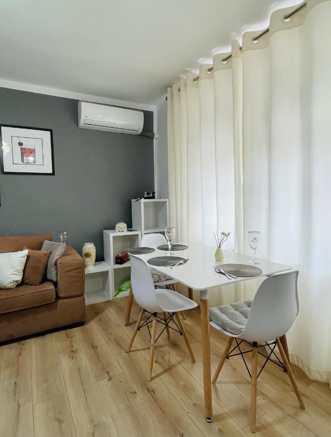 Luel Central Apartament Tirana Eksteriør billede